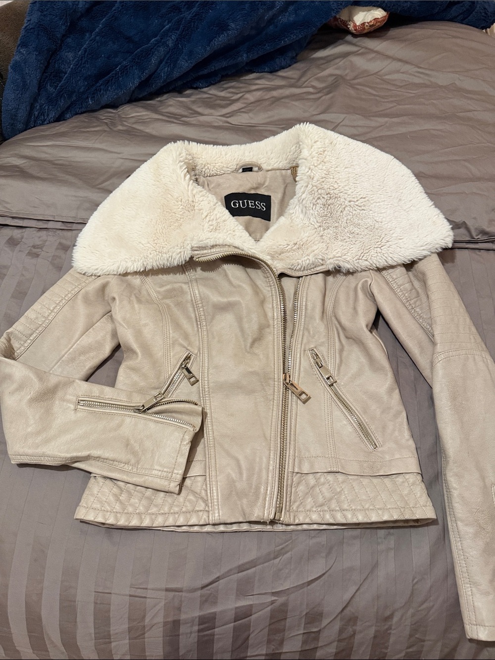 GUESS Cream Faux-Shearling Collar Moto Jacket